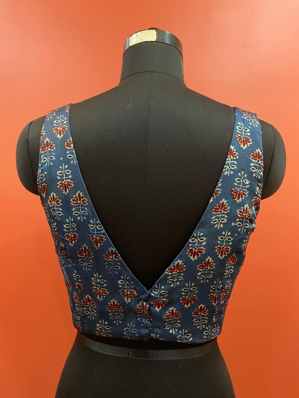 Sleeveless blouse