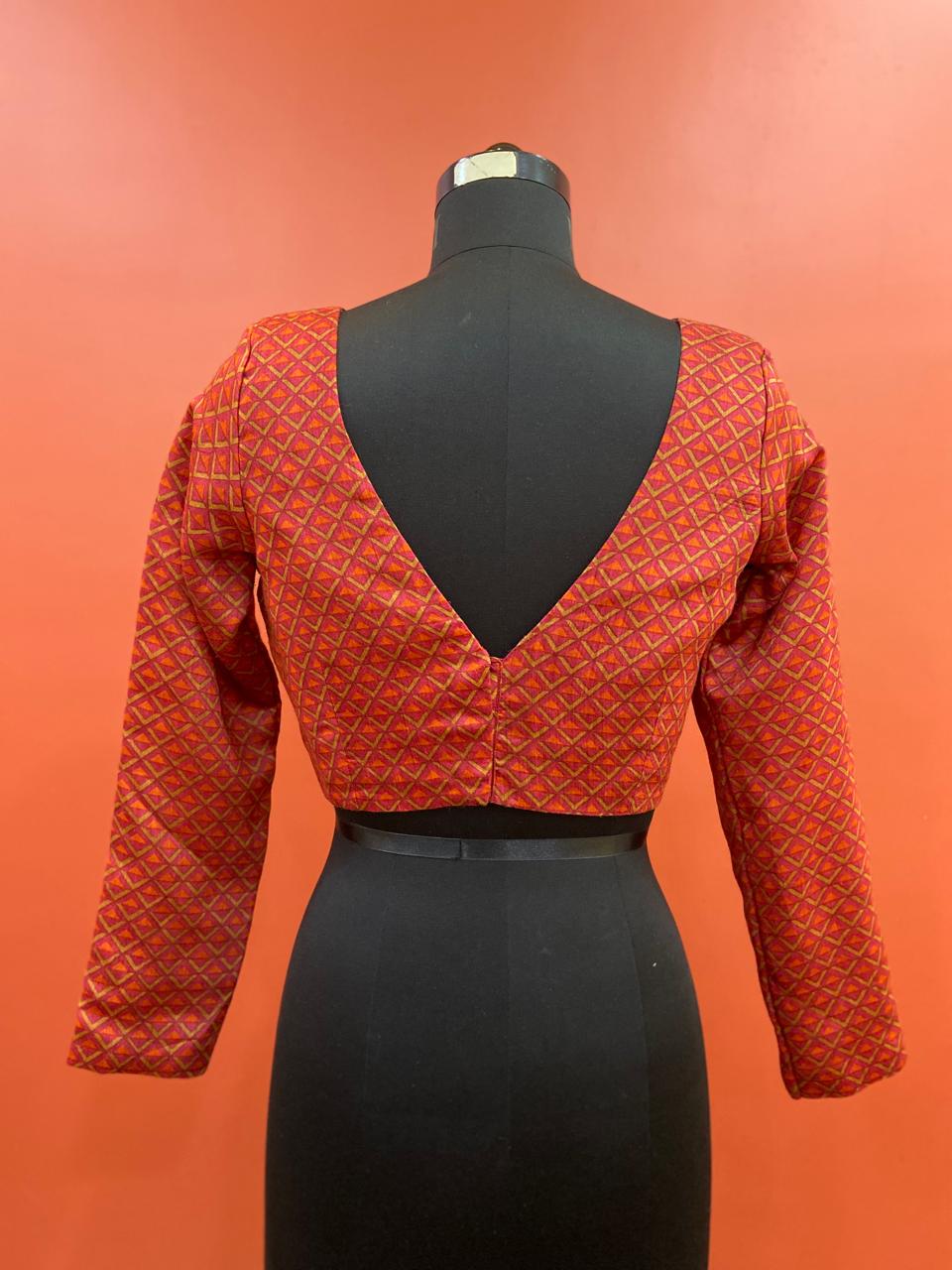 BLOUSE