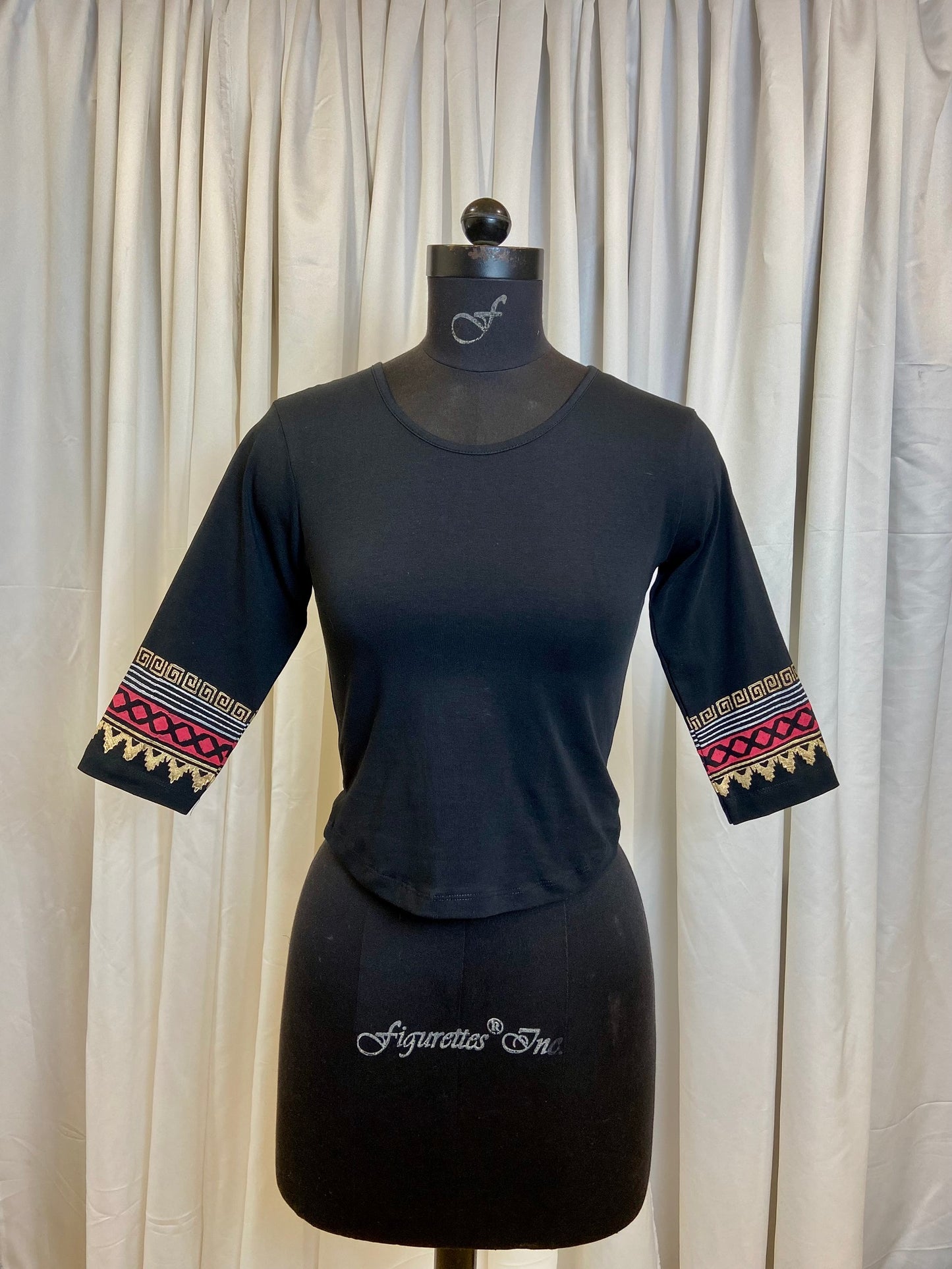 BLOCK PRINTED T-SHIRT - BLACK