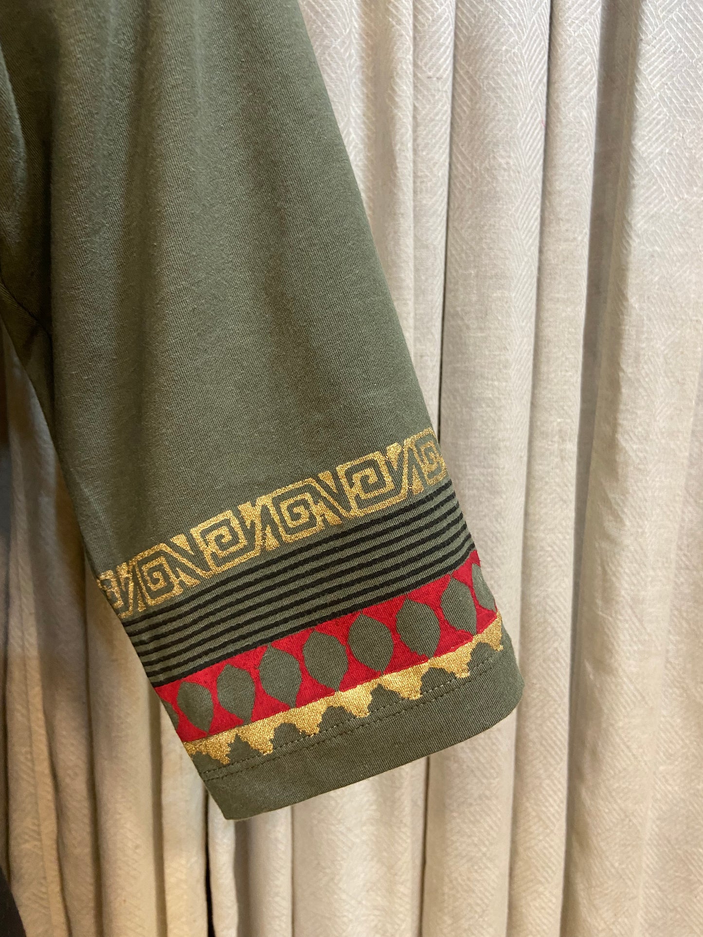 BLOCK PRINTED TSHIRT - SAP GREEN