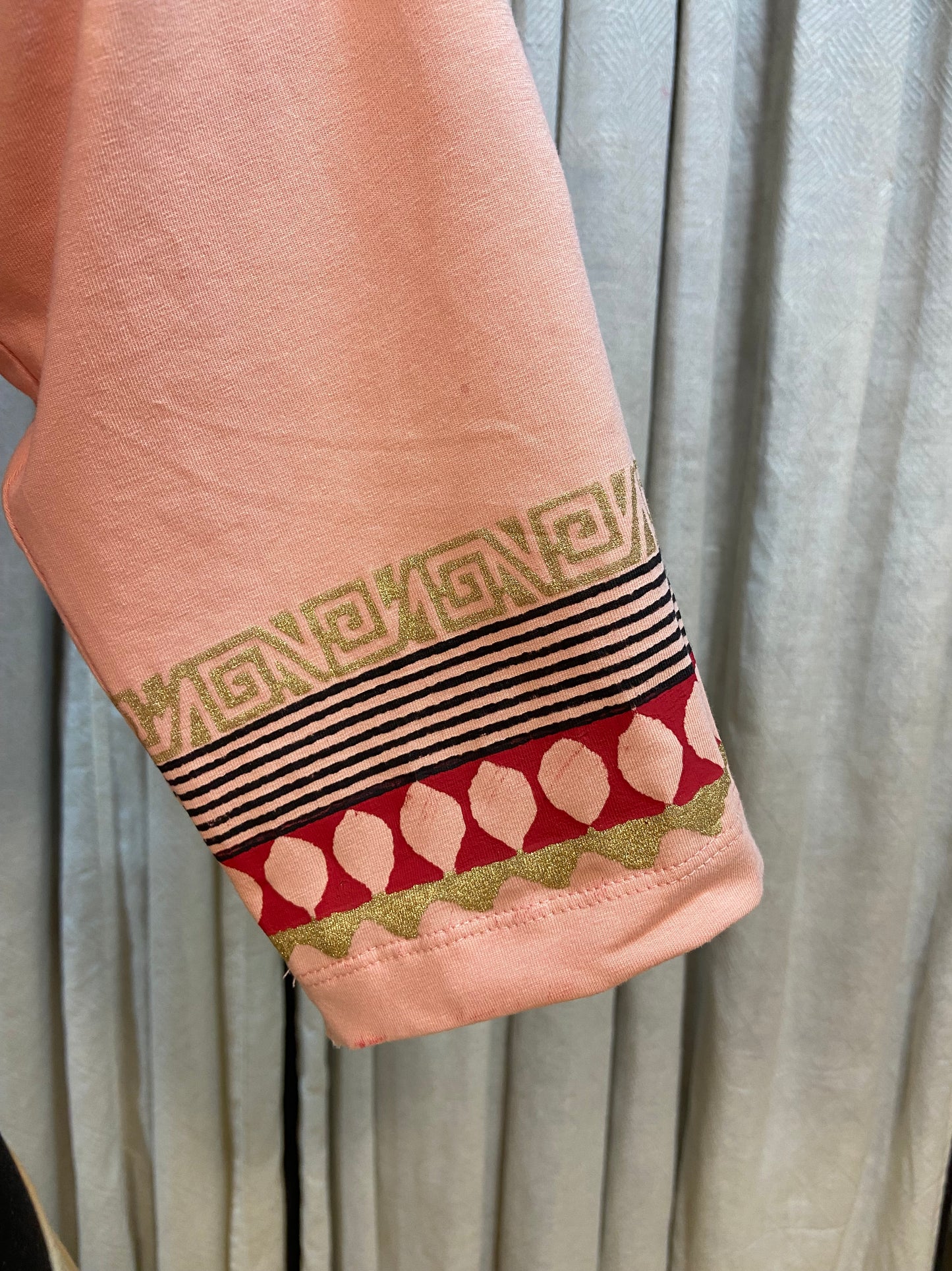 BLOCK PRINTED TSHIRT - Peach
