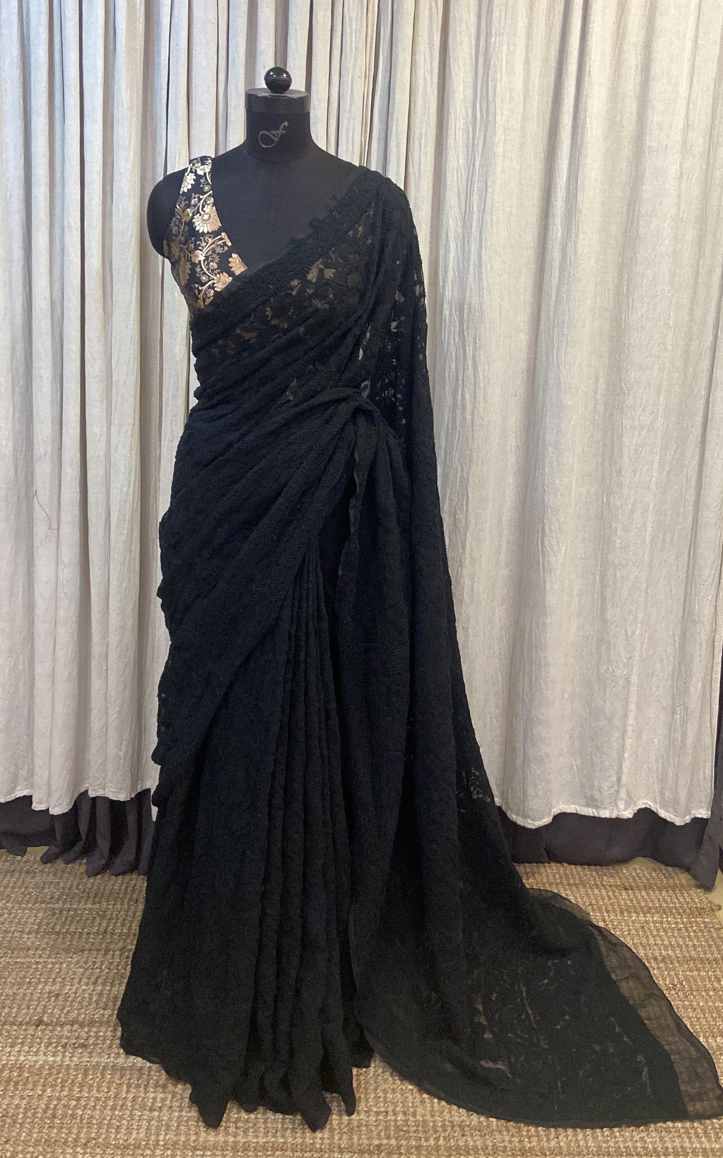 CHIKANKARI SAREE - BLACK
