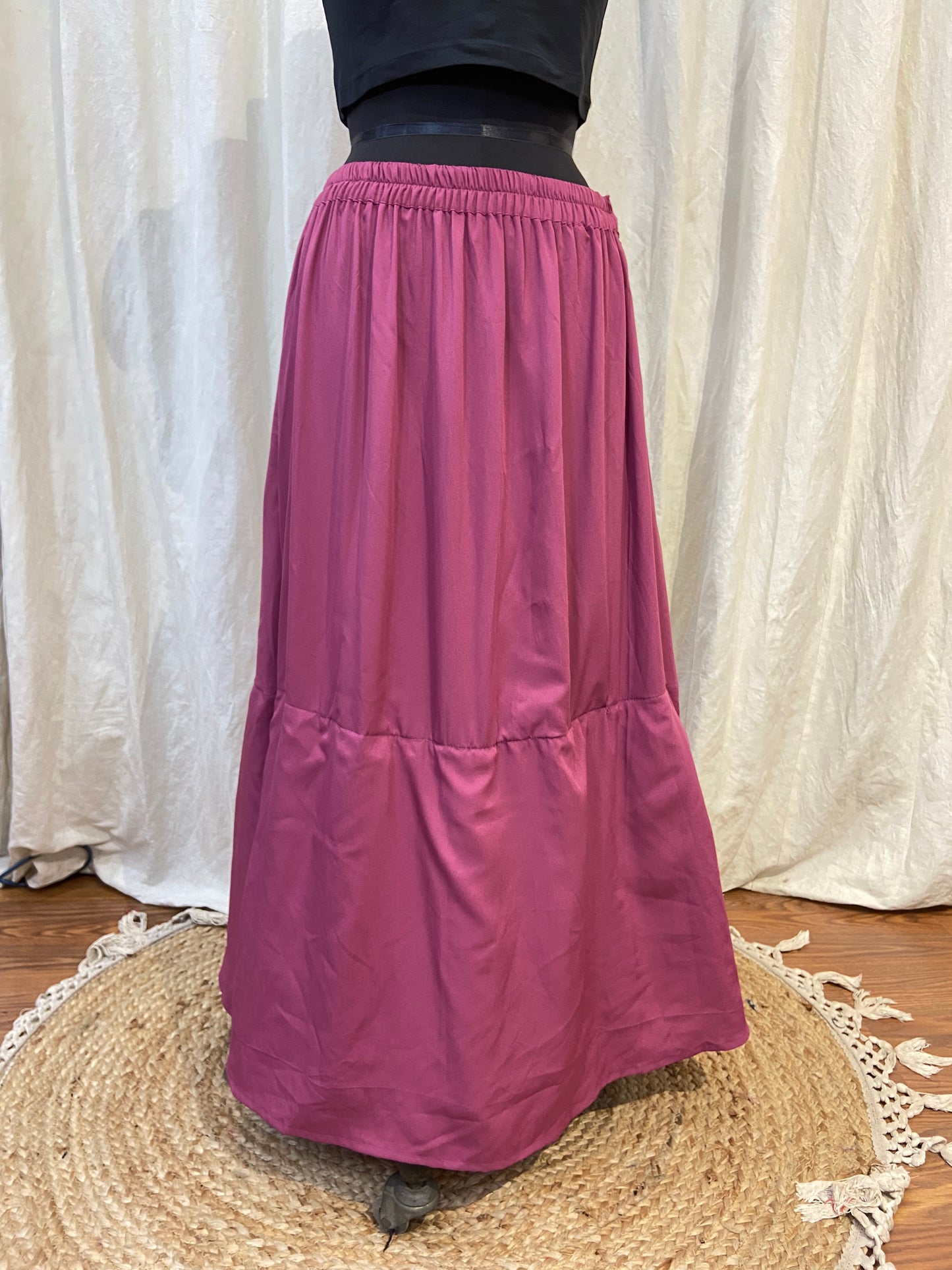 UNDER SKIRT