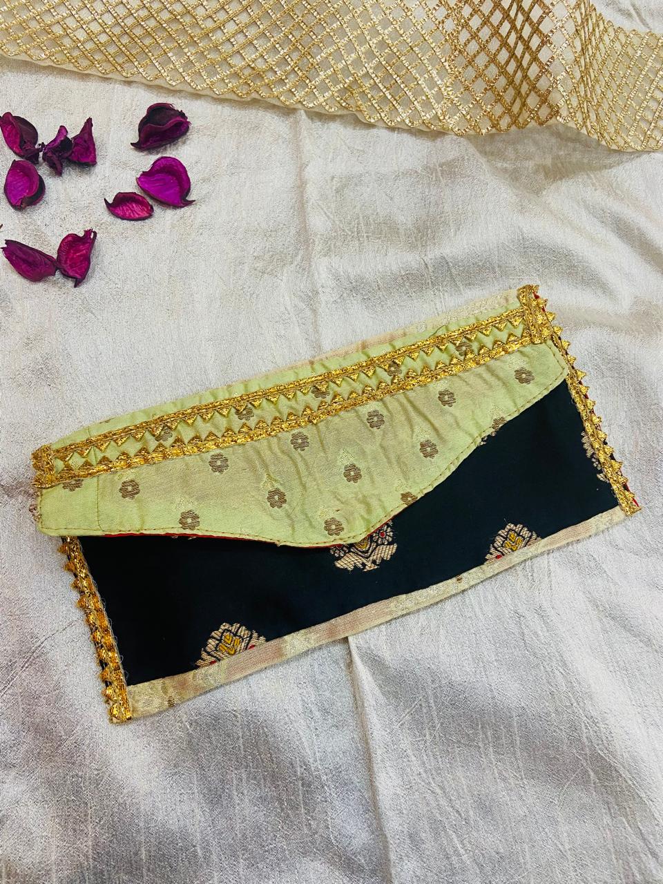 ENVELOPE