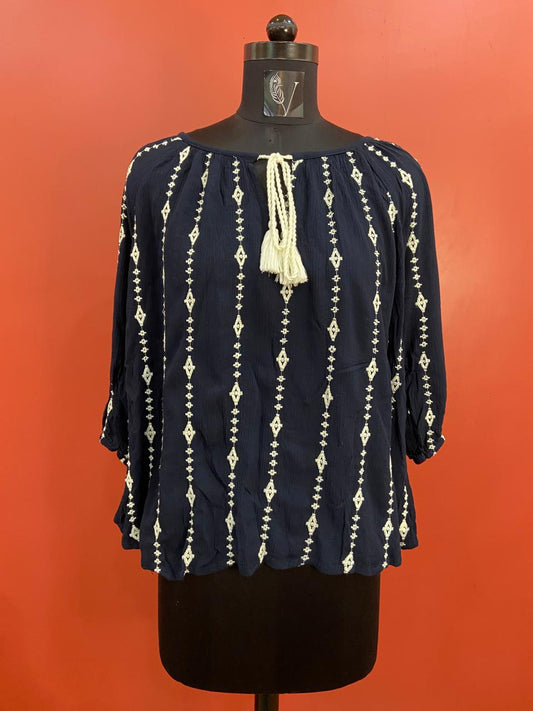 LOOSE FIT TOP