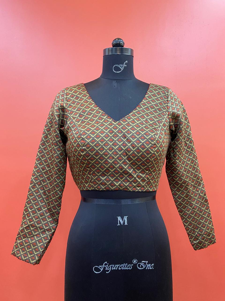 BLOUSE