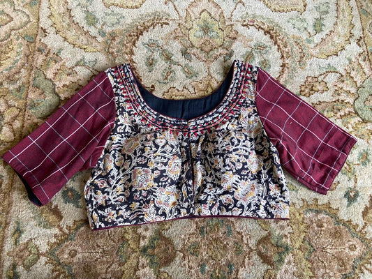BLOUSE