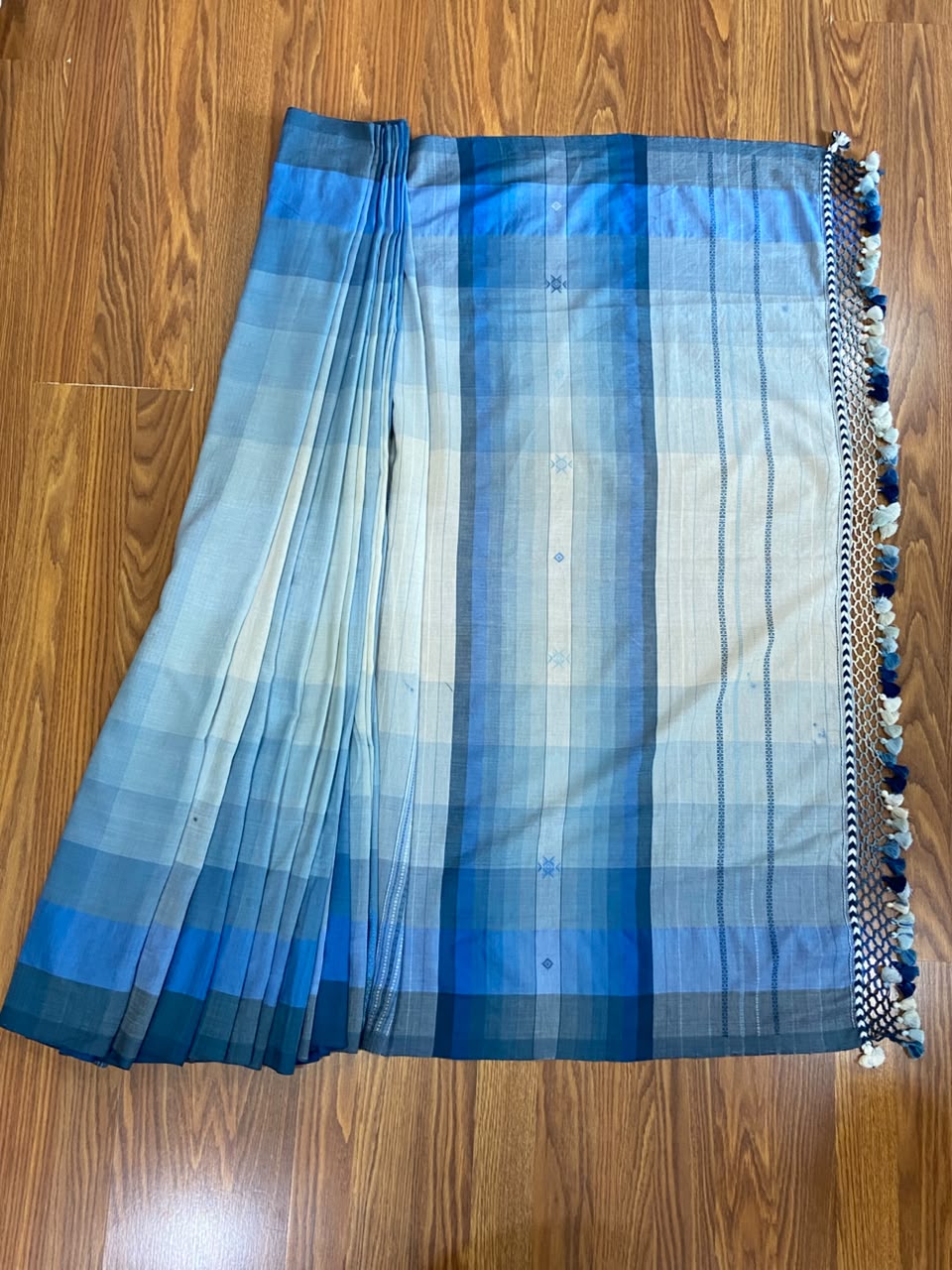 SAREE