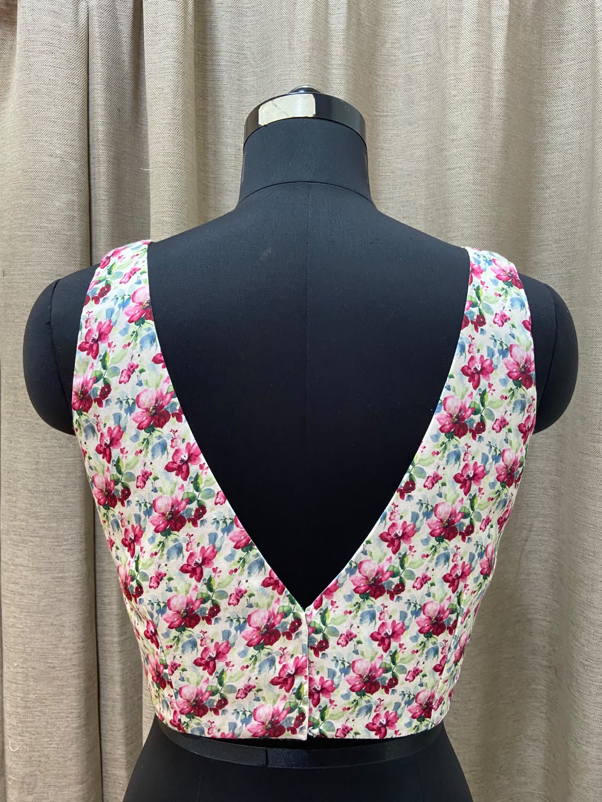 Sleeveless blouse